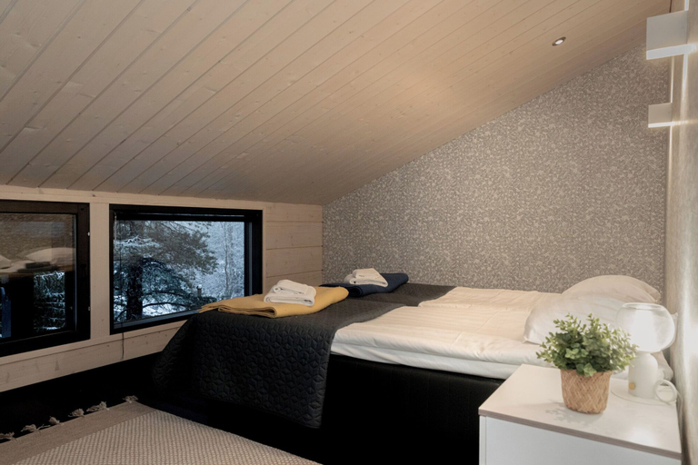 Room 5, High-Quality 4BR Villa in Ruka - Private Hot Tub & Sauna, Northern Ostrobothnia