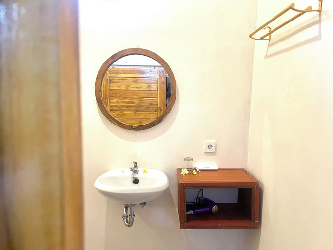 Bathroom 4, The Lebah Kelingking Villa, Klungkung