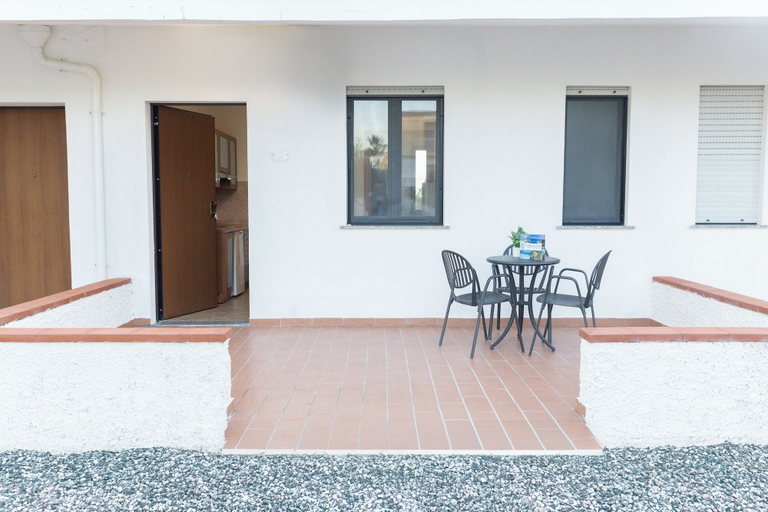 Terrace/patio 2, GH Baia di Tempsa Resort, Cosenza
