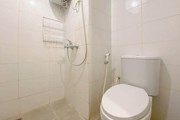 Interior 4, Warm Tone Studio At Candiland Apartment, Semarang