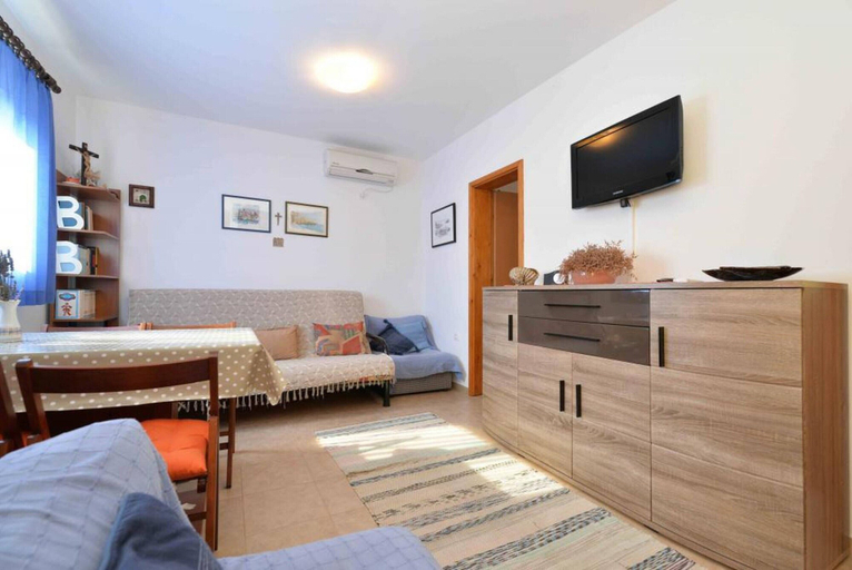 Primary image, Spacious Apartment in Murter, Murter