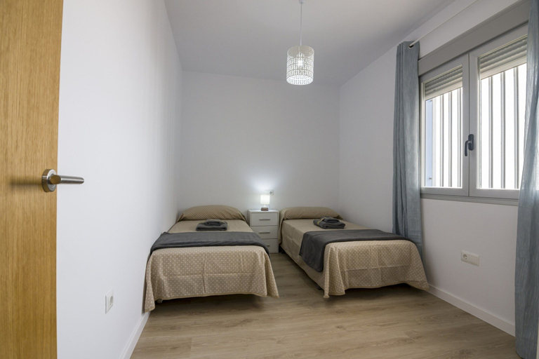 Room 5, River-view Apartment in Ayamonte, Huelva