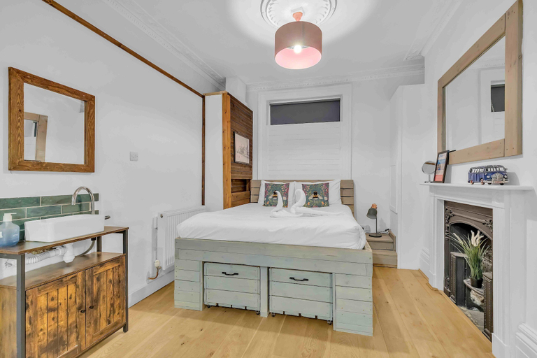 Room 3, Grafton Apartments By My Getaways, Brighton and Hove