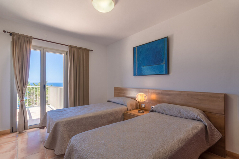 Room 3, Cozy Vista Mar Azul in Cala Murada, Baleares