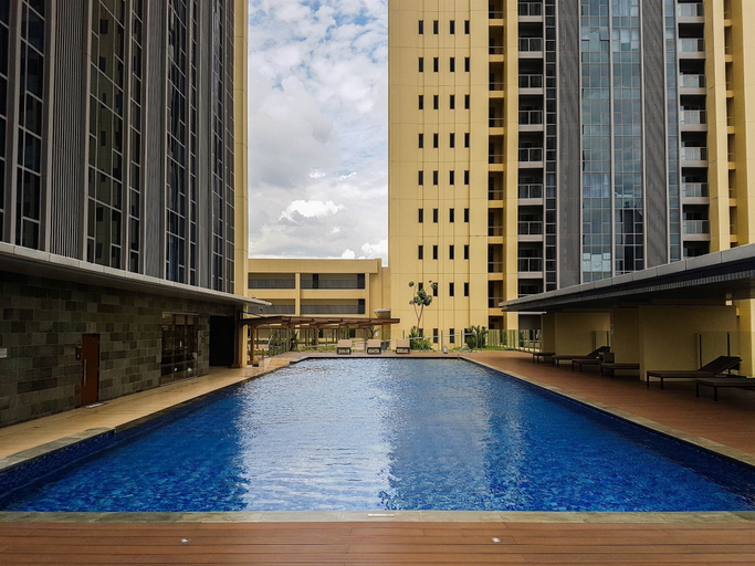 Pool 3, Splendid 2Br At Branz Bsd City Apartment, South Tangerang