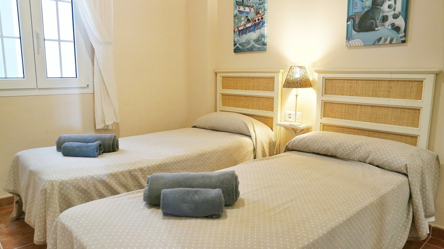 Room 5, Seaside Apartment in Punta del Moral, Huelva