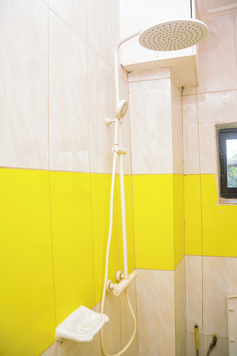 Bathroom 5, Lynna hôtel, Mefou et Afamba