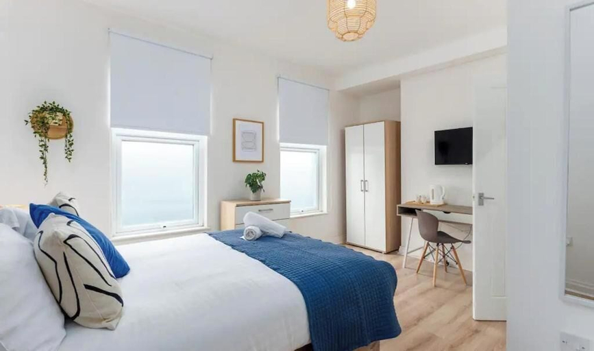 Room 3, The residency rooms liverpool, Sefton