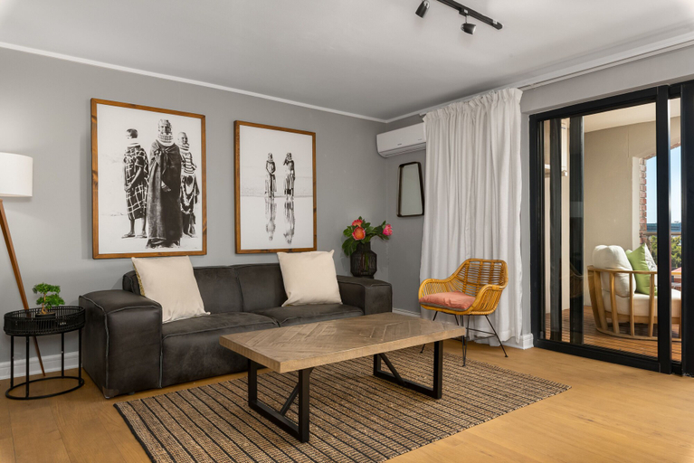 Room 5, Rockwell 220 by Ctha, City of Cape Town