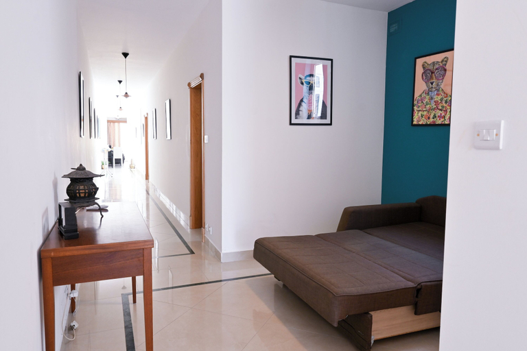 Living area 3, Camenzuli Apartments