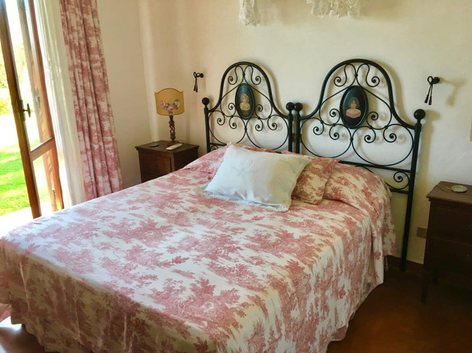 Room 5, Tuscan Elegance by the Sea, Grosseto
