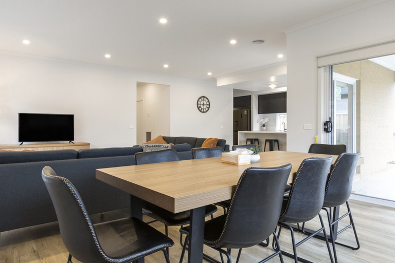 Dining, Family Home With Yard Near Armstrong Creek, South Barwon - Inner