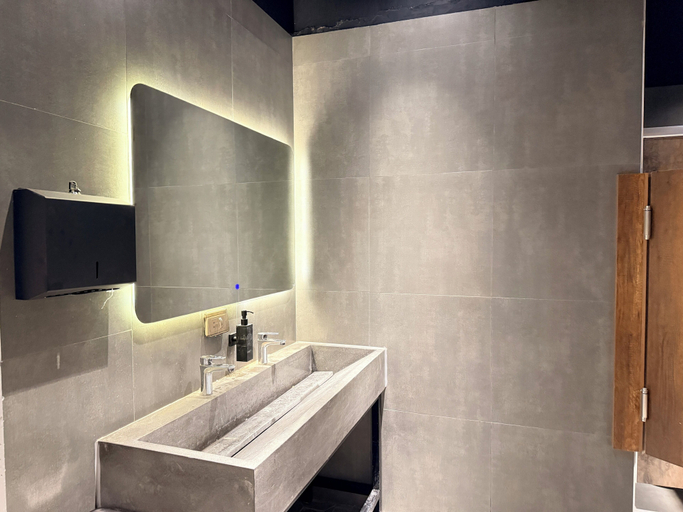 Bathroom 3, Factor Inn - Old Quarter Centre, Hoàn Kiếm