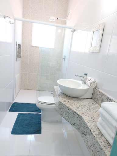 Bathroom 3, Recanto Ingles, Caraguatatuba
