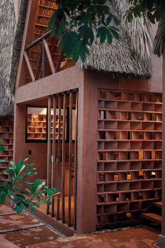 Exterior & Views 2, Punta Navi, Dist. Pochutla
