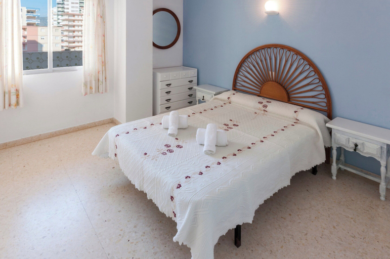 Room 3, Piropo - Apartment In Grau I Platja, Valencia