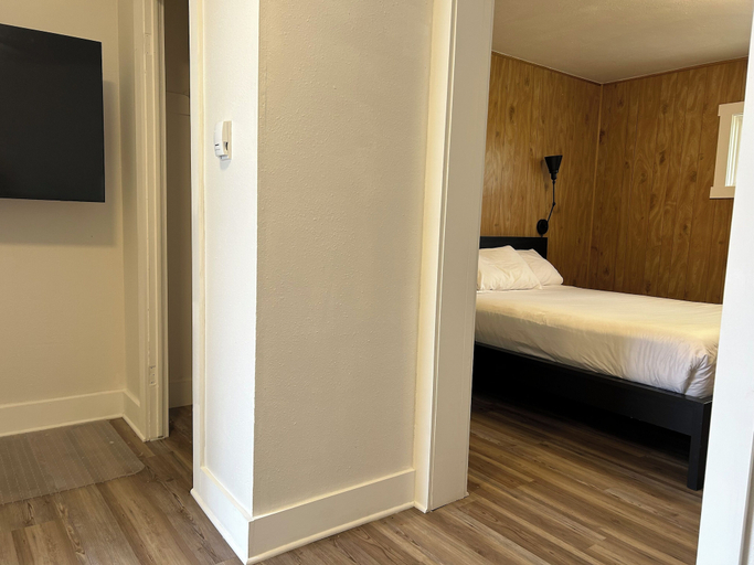 Bedroom 3, Powell JET Motor Inn, Park