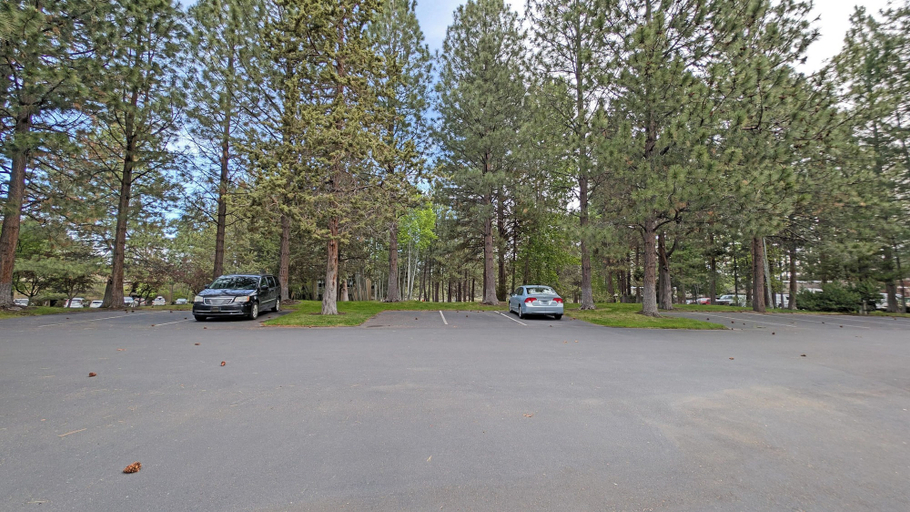 Interior 4, Mt Bachelor Village 331 A, Deschutes