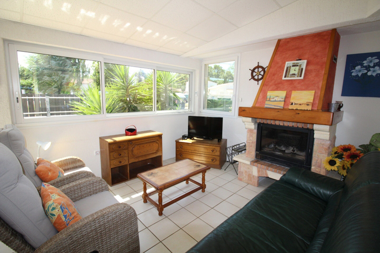 Living room 3, House in Empuriabrava Near the Beach, Girona