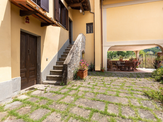 Garden, Holiday Home in Tuscany With Stunning Views, Pistoia