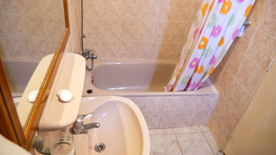 Bathroom 4, Cape Point Hotel, Kanifing