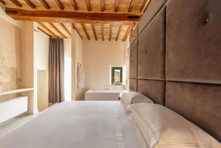 Bedroom 3, Palazzo Sbaraglini, Perugia