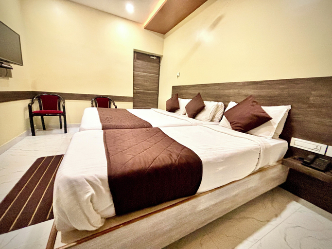 Bedroom 2, Udhayam inn, Nagappattinam