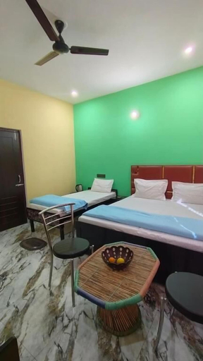 Room 3, Yamunotri Darshan Resort By Preet rS, Uttarkashi