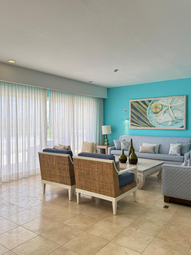 Room 5, Apt w 2BR Ocean View Jacuzzi in Sotogrande, San Rafael del Yuma