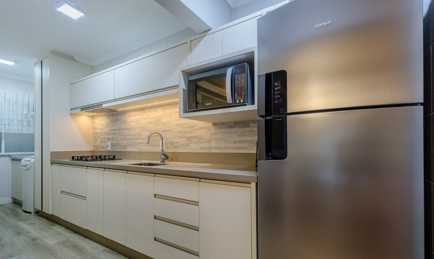 Private kitchen 2, Apartments 100m From the Beach in BC - ERM, Balneário Arroio do Silva