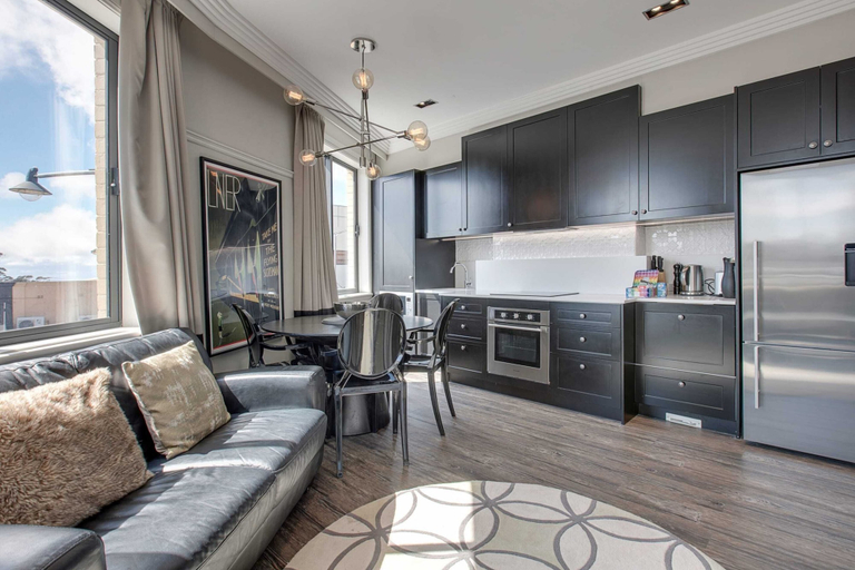 Private kitchen 3, Perfect Located 2-bed Blue Mountains Getaway, Blue Mountains
