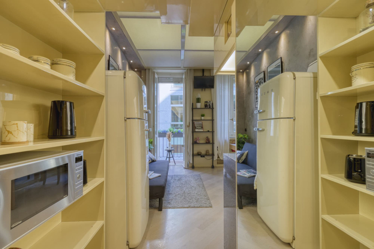 Room 5, Cerva - Stylish 1 Bedroom Close to Duomo, Milano