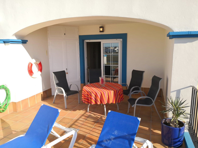 Outdoor dining 1, Seaside Apartment in Punta del Moral, Huelva
