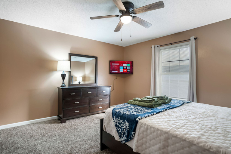 Room 3, Hope s Place in Clarksville, Montgomery