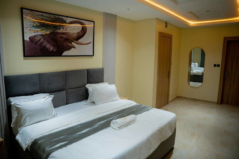 Room 4, Nice Royal Hotel, AbujaMun