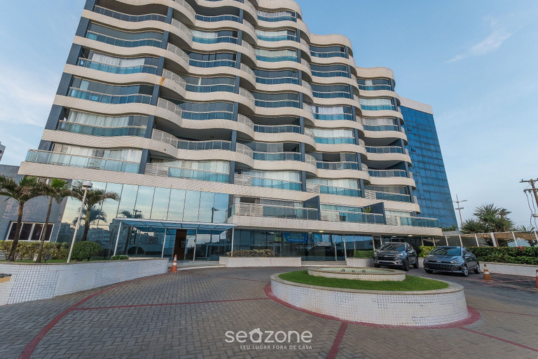 Exterior 3, Your Exclusive Stay in a Building With a Pool Just Steps From the sea - WJA, Salvador