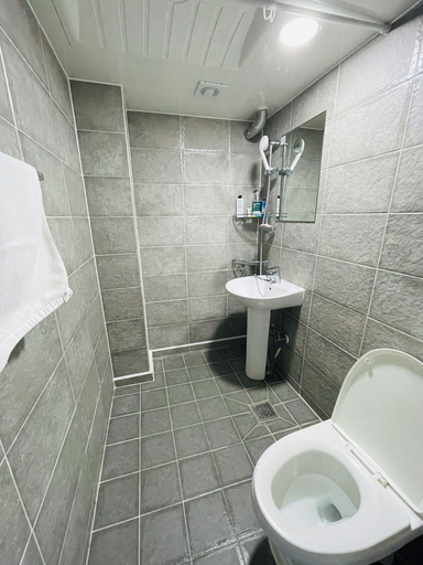 Bathroom 4, Beach Stay, Haeundae