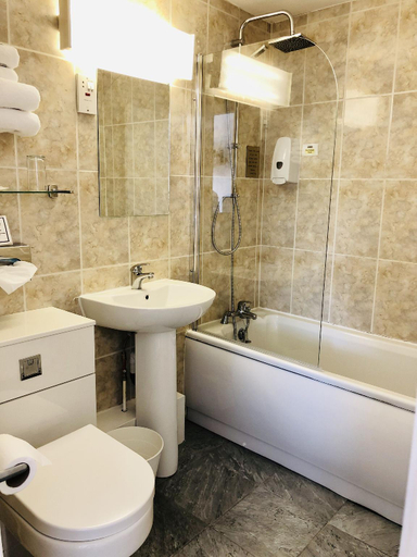 Bathroom 4, The Clarendon Hotel, Lancashire