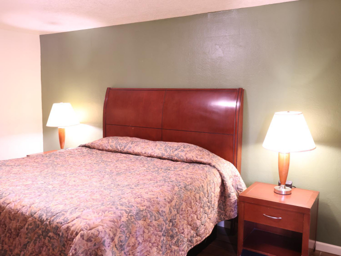Bedroom 3, Downtown Inn, Bernalillo