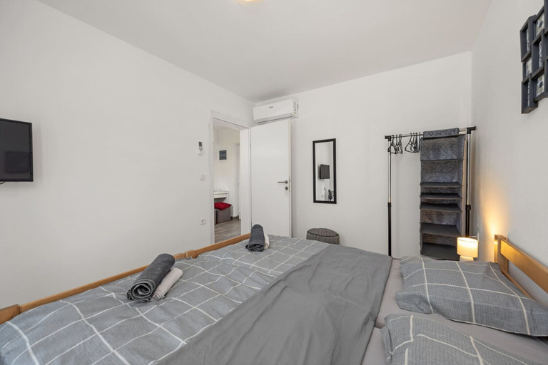 Room 2, Villa With Private Pool in Baderna, Poreč