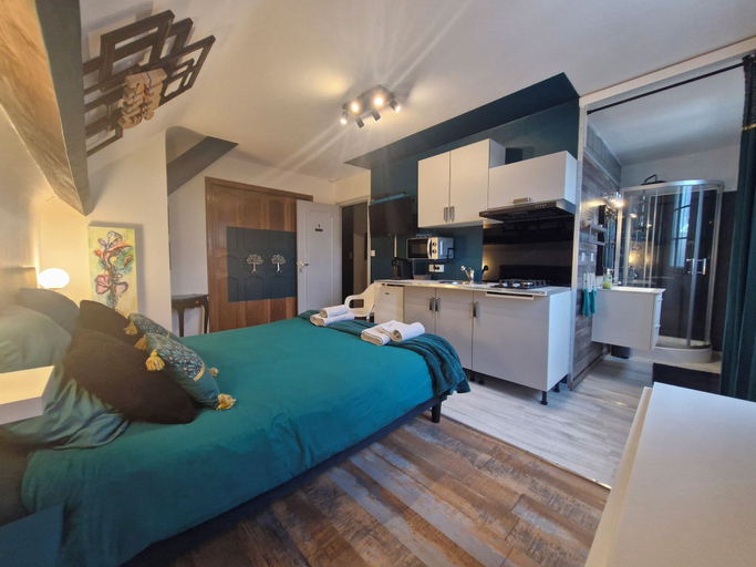 Bedroom 3, L'usine à rêves, Orne