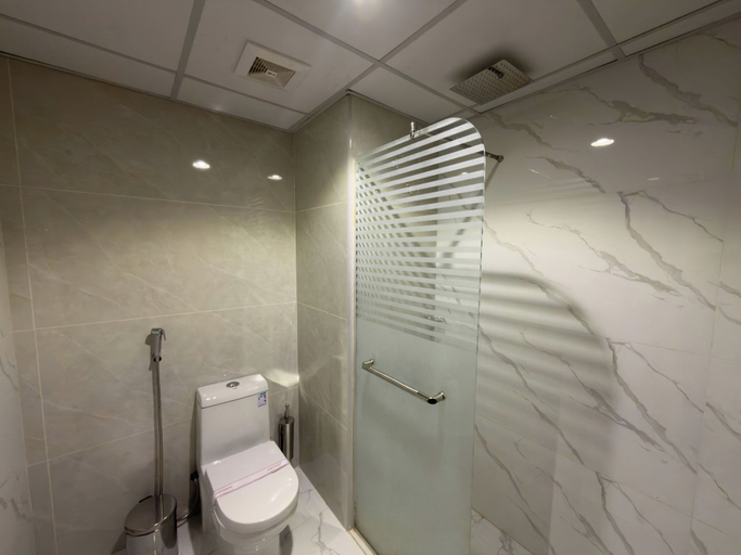 Bathroom 5, sebal almasi hotel, Al Madinah Al Munawwarah