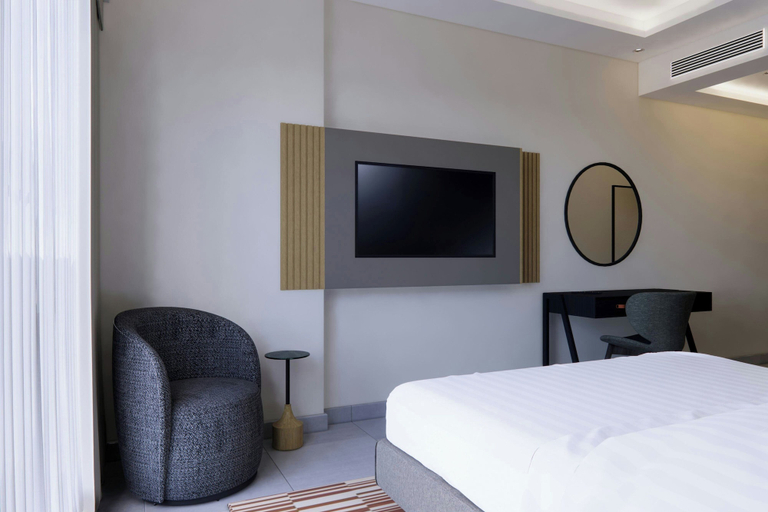 Room 3, Marriott Executive Apartments Jumeirah Lakes Towers, Dubai, Dubai