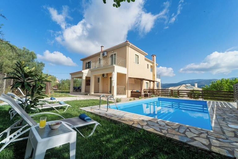 Room 3, Belle Helen s Villa - 3 Bedrooms Billiard Pool, Ionian Islands