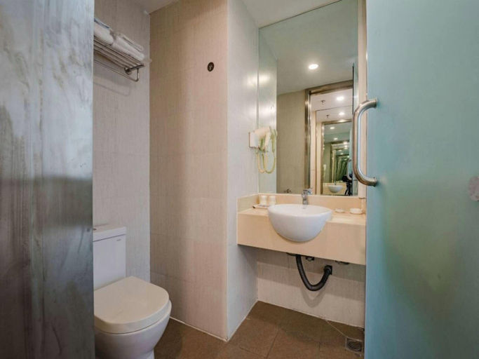 Bathroom 3, Jinjiang Select Luoyang Longmen Guanlin Train Station Branch, Luoyang