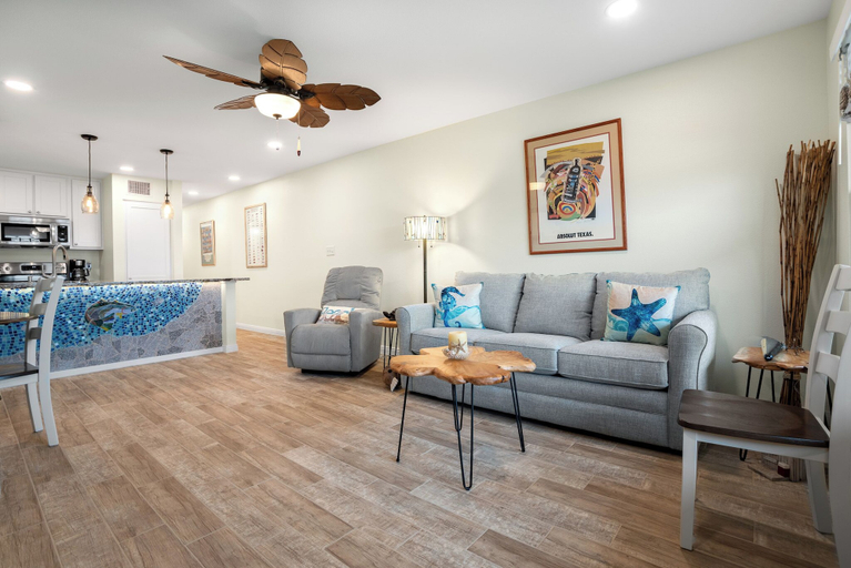 Interior 4, Sunrise Villas 207 - Boardwalk TO THE Beach!, Nueces