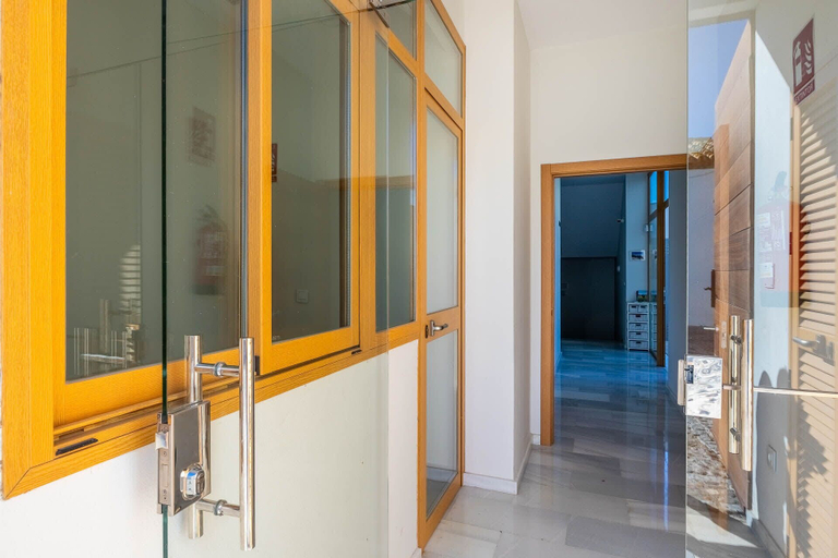 Room 2, Carmona Hideaway With Spectacular Views, Sevilla