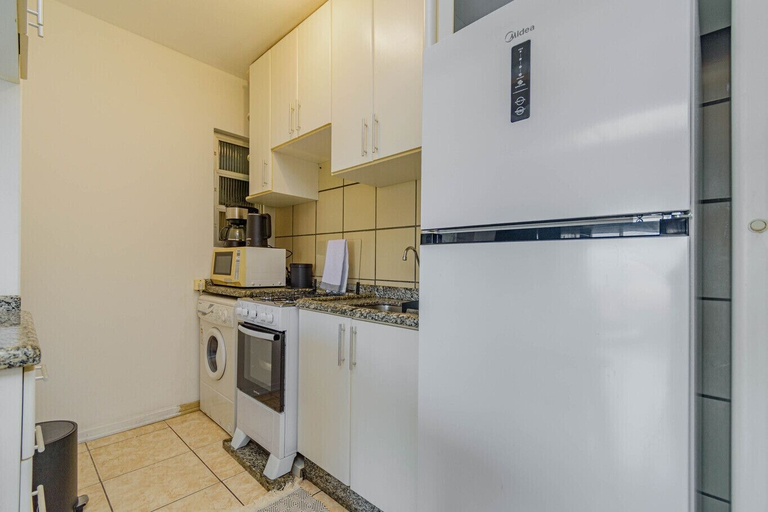 Room 3, Apto com Wi-fi a 50m da Praia de Canasvieiras, Florianopolis