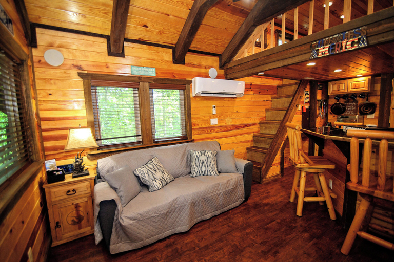 Others 5, Codex Cabin, Pike