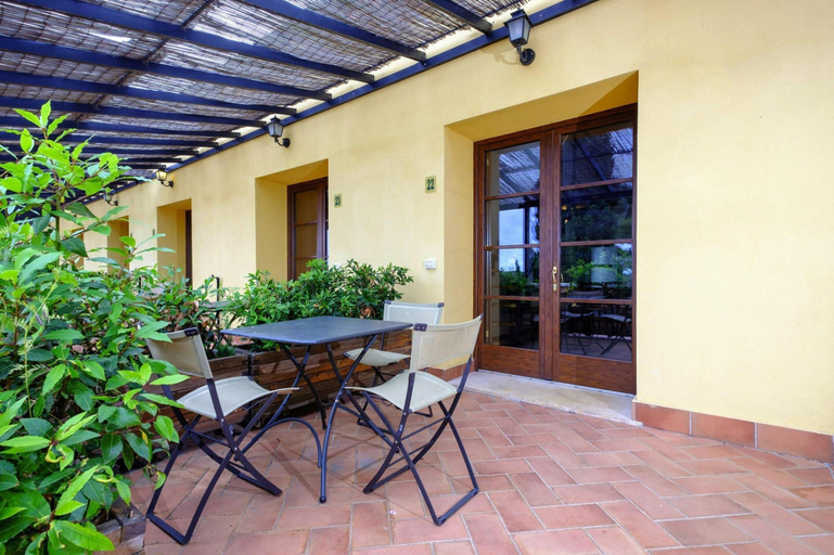 Dining 3, Apartment in Piombino With Terrace, Livorno